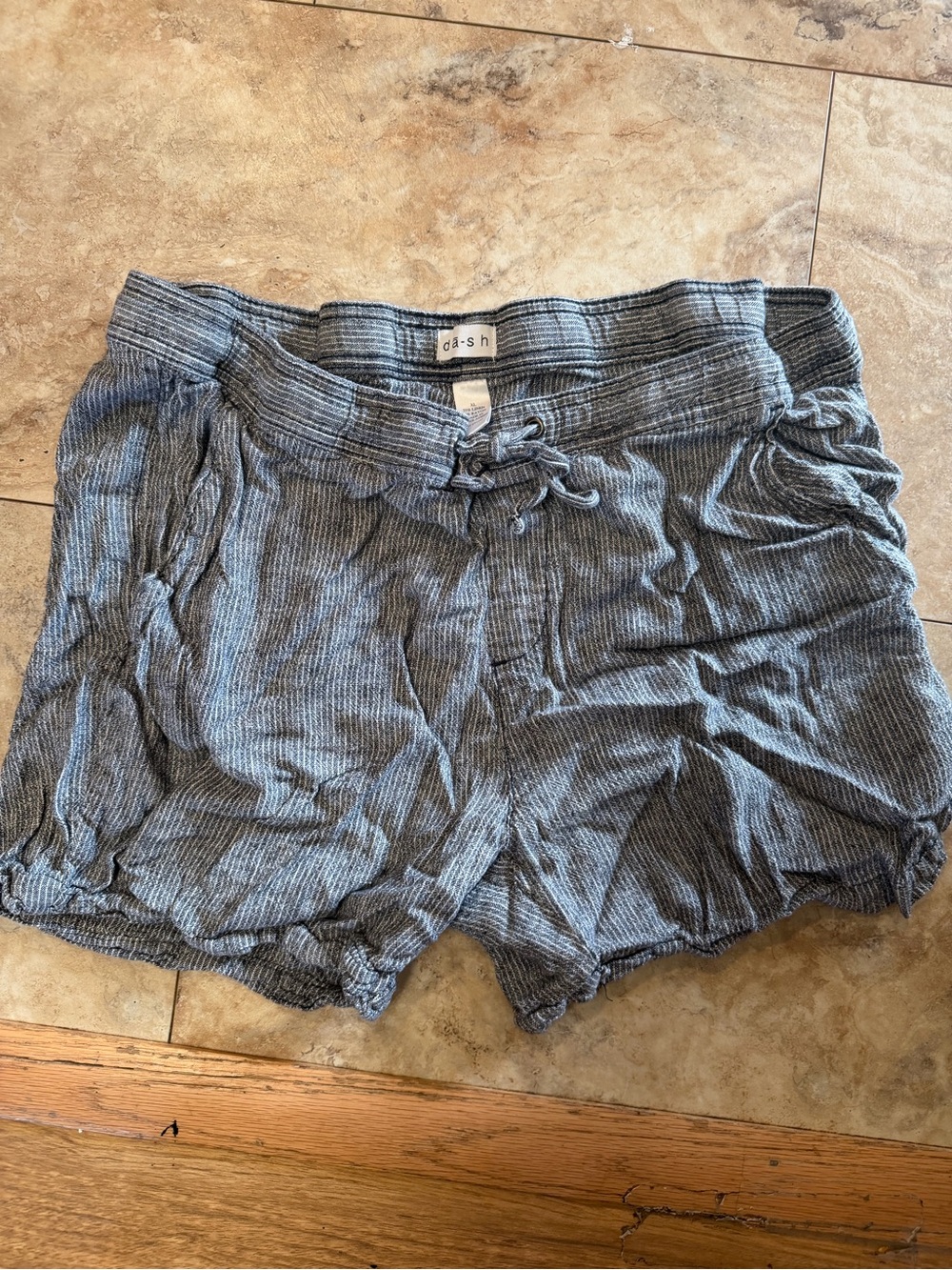 High-Waist Textured Drawstring Shorts in Ash Blue-Gray